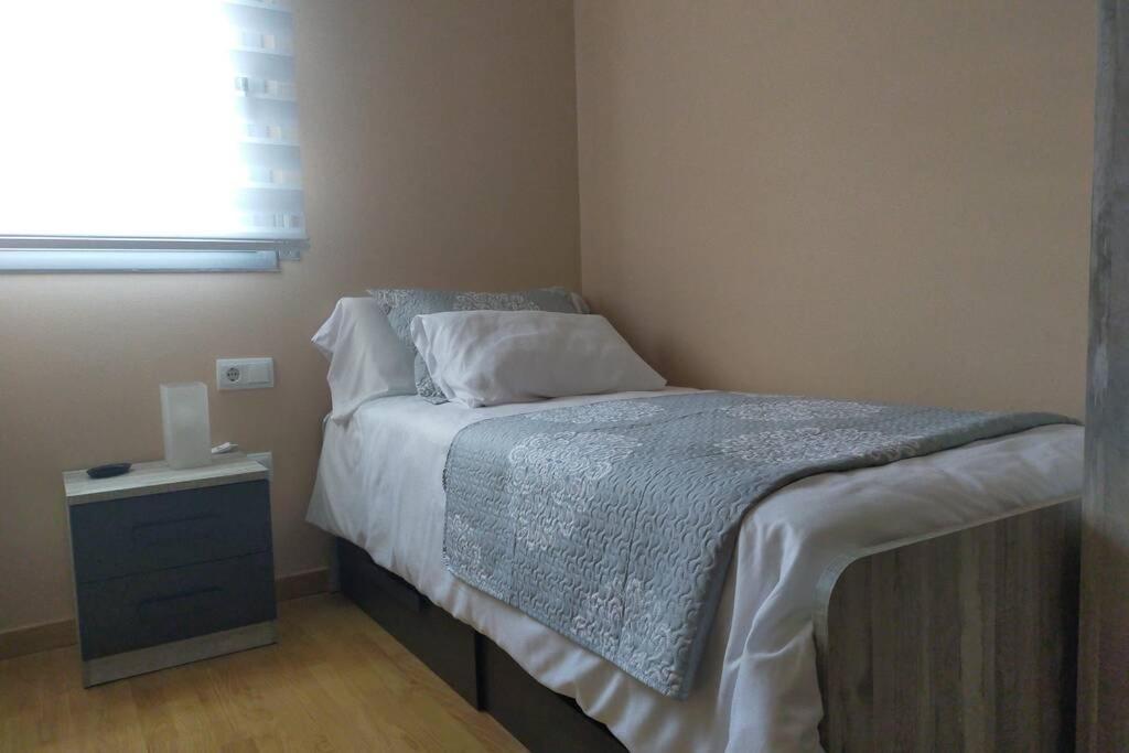 Apartamento Para 5 Personas Frente Al Mar Con Piscina Y Parking กูเบเยส ภายนอก รูปภาพ