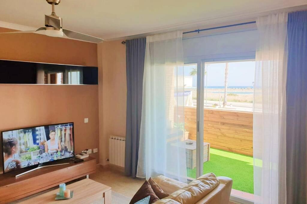Apartamento Para 5 Personas Frente Al Mar Con Piscina Y Parking กูเบเยส ภายนอก รูปภาพ